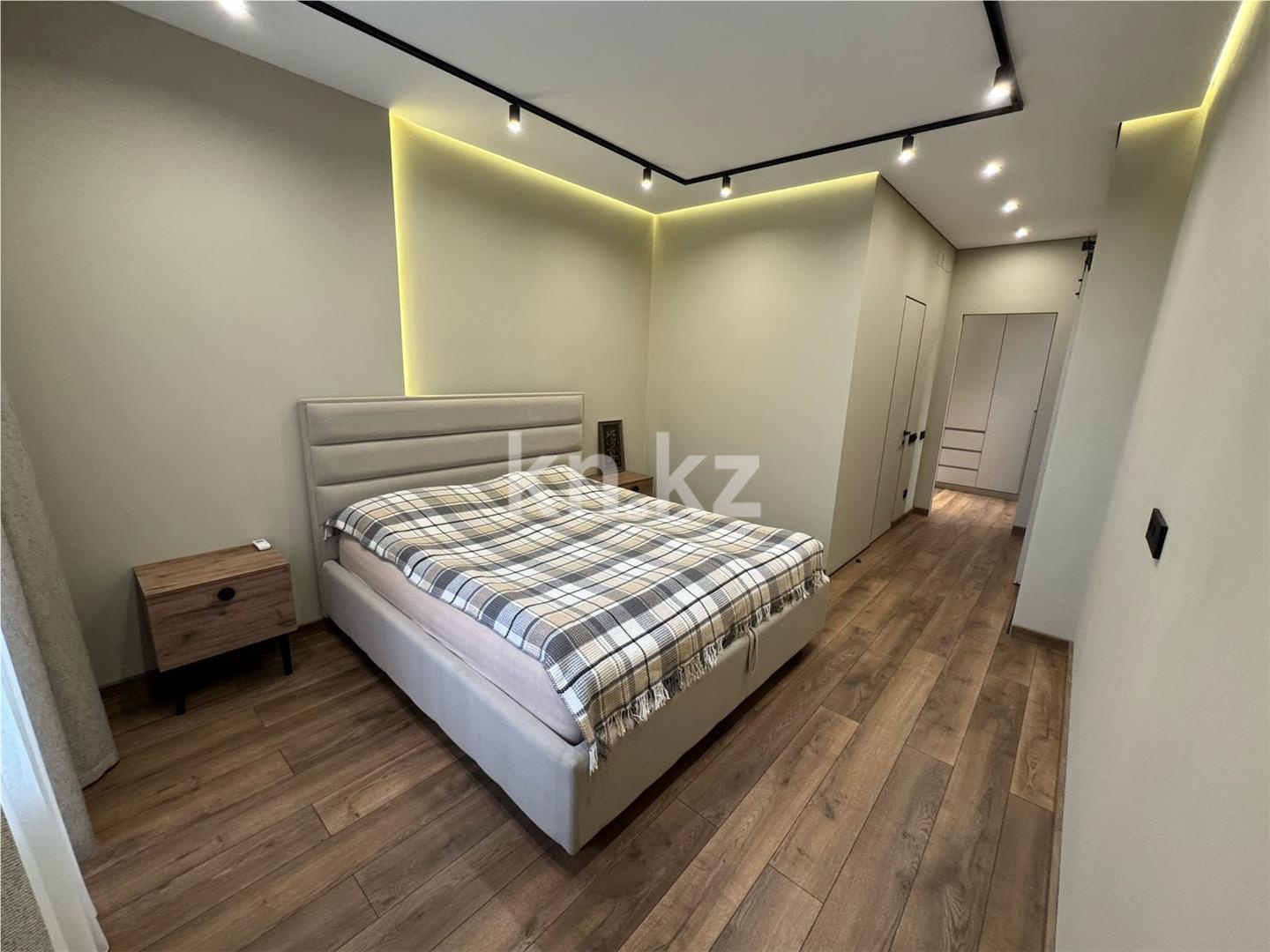 Продажа 4-комнатной квартиры, 142 м² в Караганде - фото 24