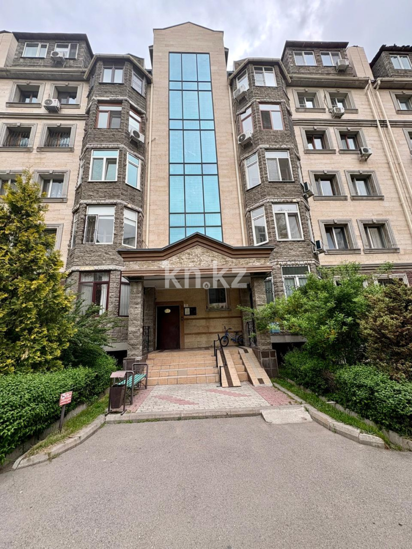 Продажа 2-комнатной квартиры, 66 м² в Алматы