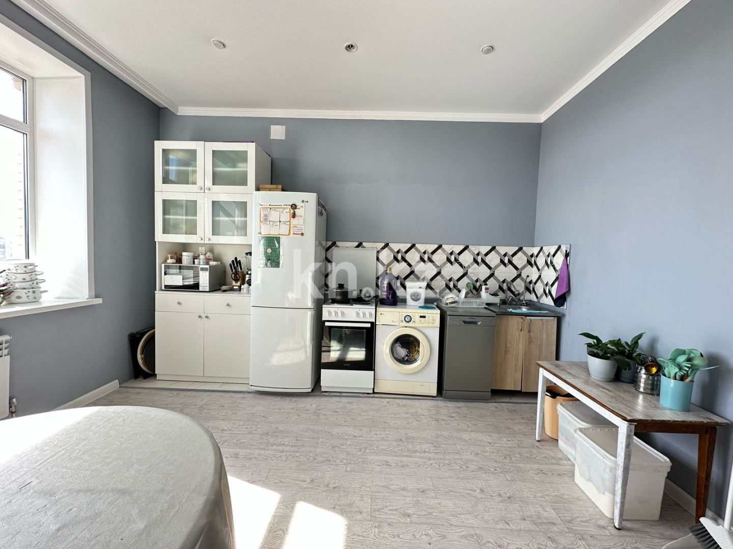 Продажа 2-комнатной квартиры, 73 м², ул. Муканова, дом  1/9 в Караганде - фото 5