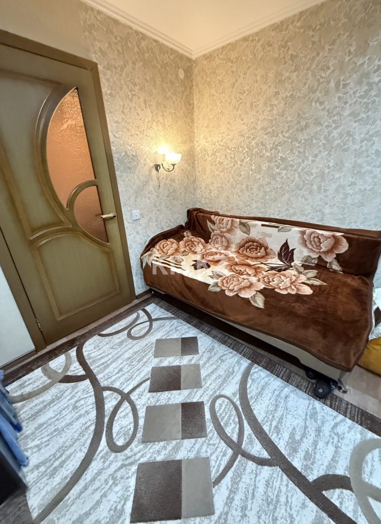 Продажа 3-комнатной квартиры, 48 м², ул. Муканова, дом  16/2 в Караганде - фото 7