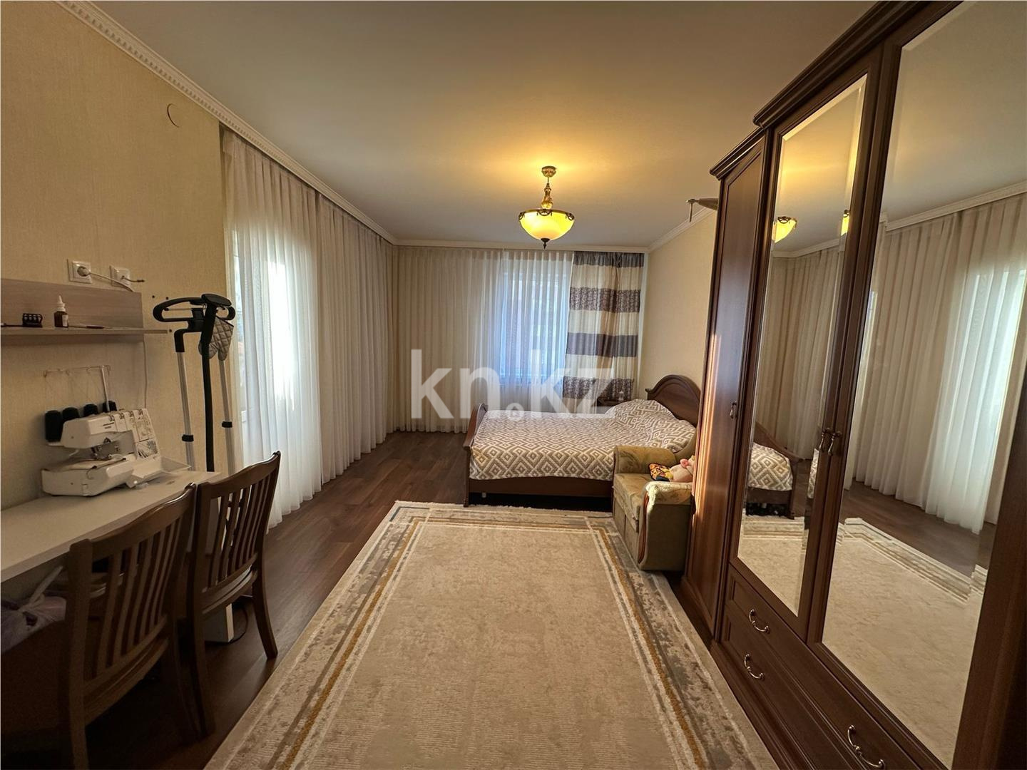 Продажа 3-комнатной квартиры, 110 м², ул. Куйши Дина в Астане - фото 5