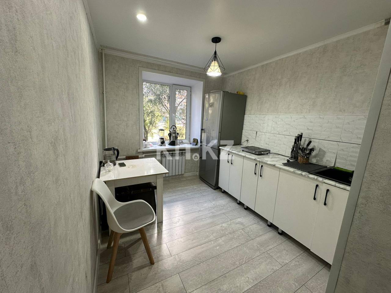 Продажа 3-комнатной квартиры, 56 м², ул. 6-й мик-н в Темиртау - фото 4