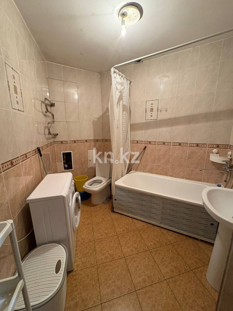 Аренда 1-комнатной квартиры, 45 м², ул. Валиханова, дом  5 - ул. Иманова в Астане - фото 2