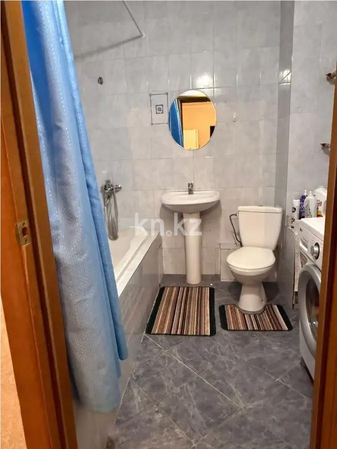Продажа 1-комнатной квартиры, 49 м², ул. Аманжолова, дом  32 в Астане - фото 4
