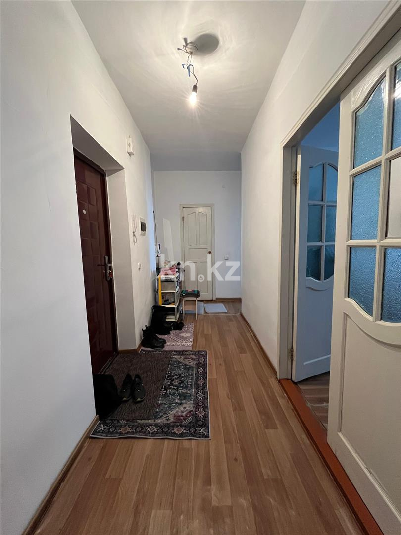 Продажа 2-комнатной квартиры, 60 м², пр. Шахтеров, дом  74 в Караганде - фото 6