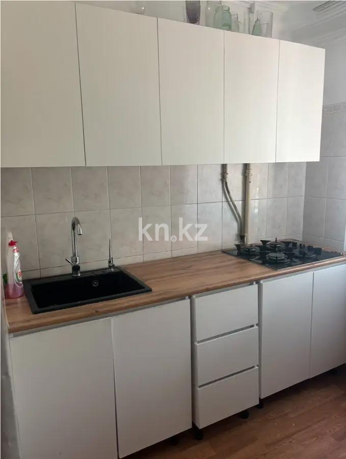 Продажа 2-комнатной квартиры, 45 м², мкр-н 6, дом  21 в Алматы - фото 3