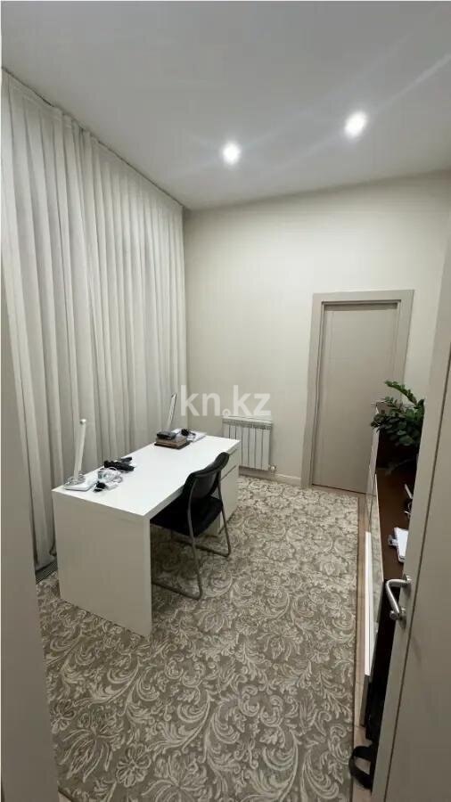 Продажа 4-комнатной квартиры, 158.3 м² в Алматы - фото 5