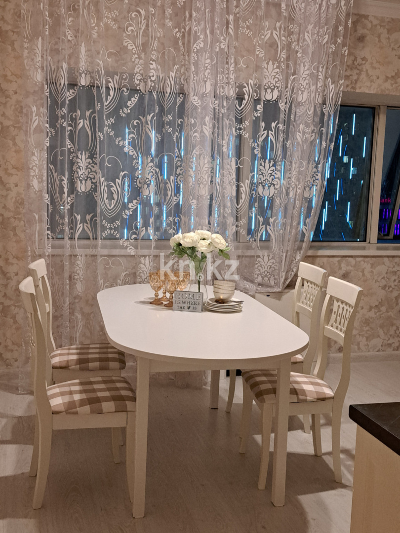 Аренда 2-комнатной квартиры посуточно, 86 м², ул. Достык, дом  5 - ул. Сауран в Астане - фото 5