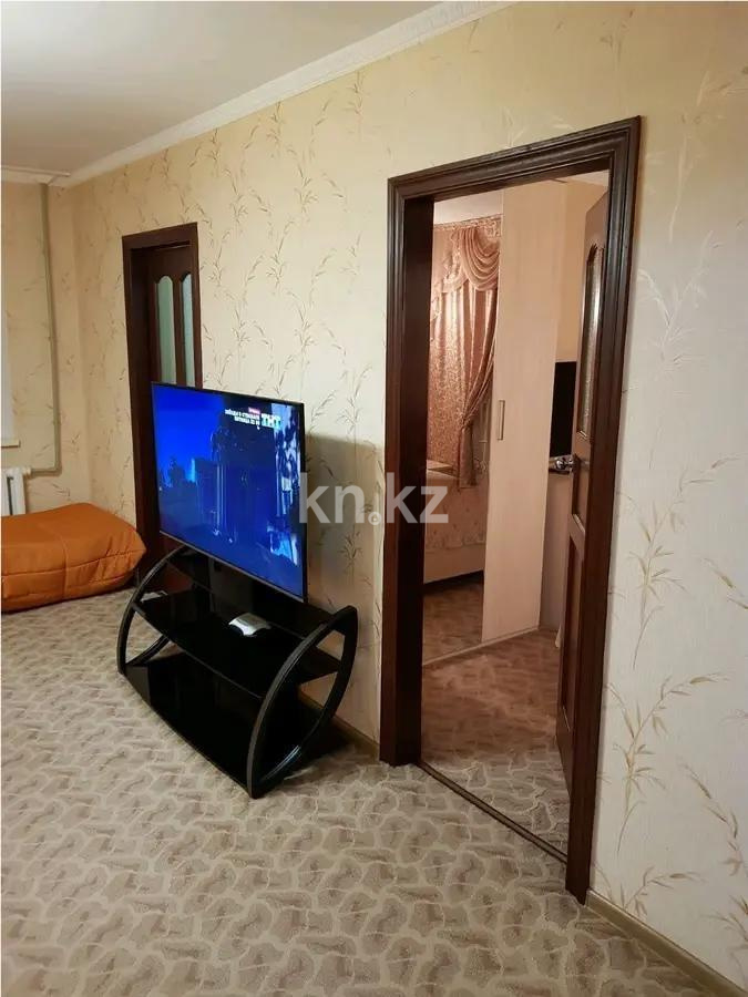Продажа 3-комнатной квартиры, 50 м², пр. Металлургов, дом  28 в Темиртау - фото 2