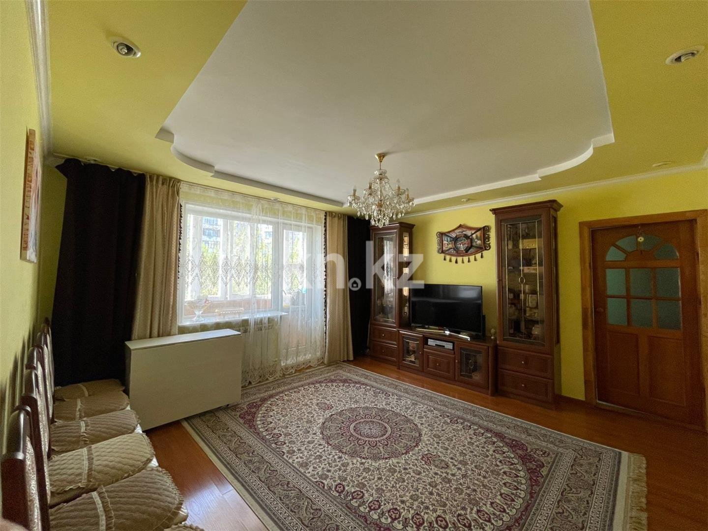 Продажа 4-комнатной квартиры, 75 м², мкр-н Степной-4 в Караганде - фото 3