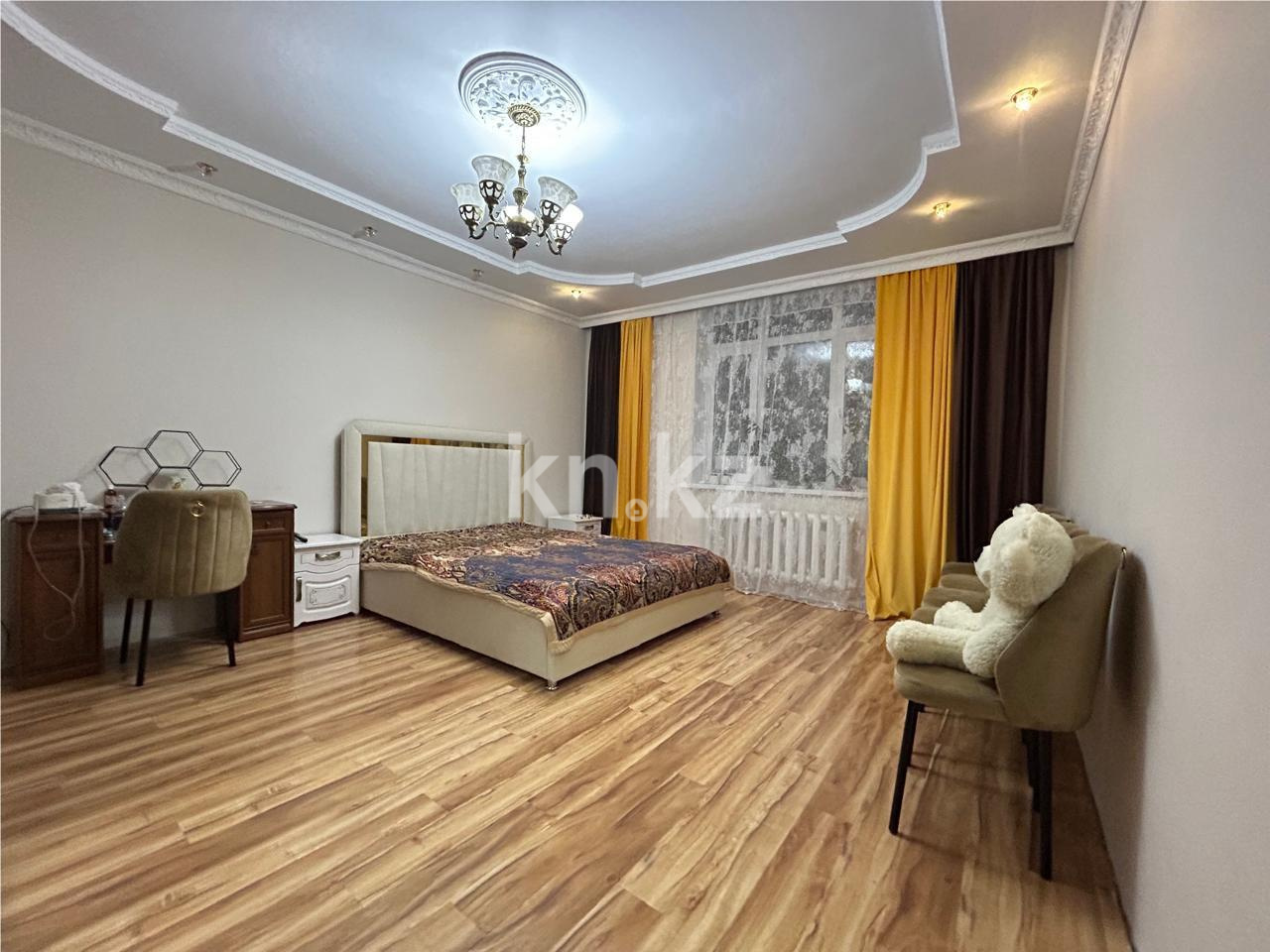 Продажа 3-комнатной квартиры, 69.8 м², ул. Валиханова в Астане - фото 3