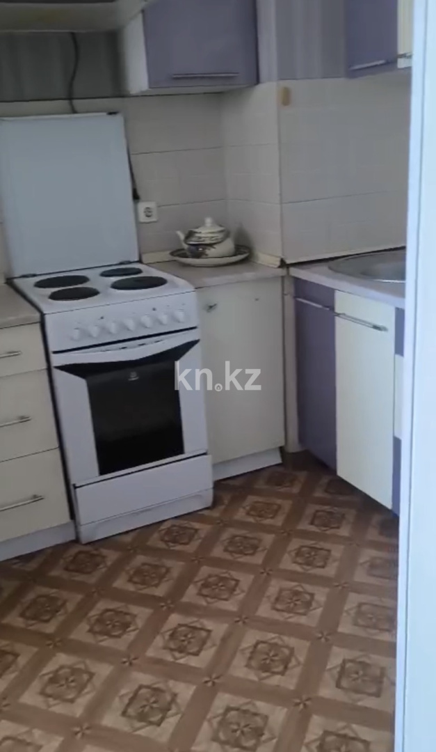 Аренда 1-комнатной квартиры, 42 м² в Астане