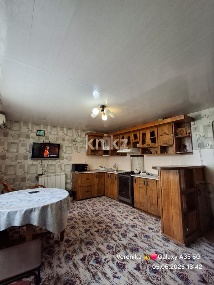 Продажа 4-комнатного дома, 104 м² в Уральске