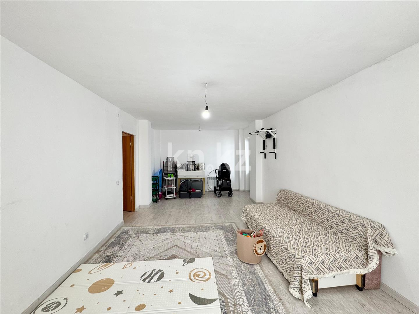 Продажа 2-комнатной квартиры, 70 м², ул. Ашимова, дом  26 в Караганде - фото 3