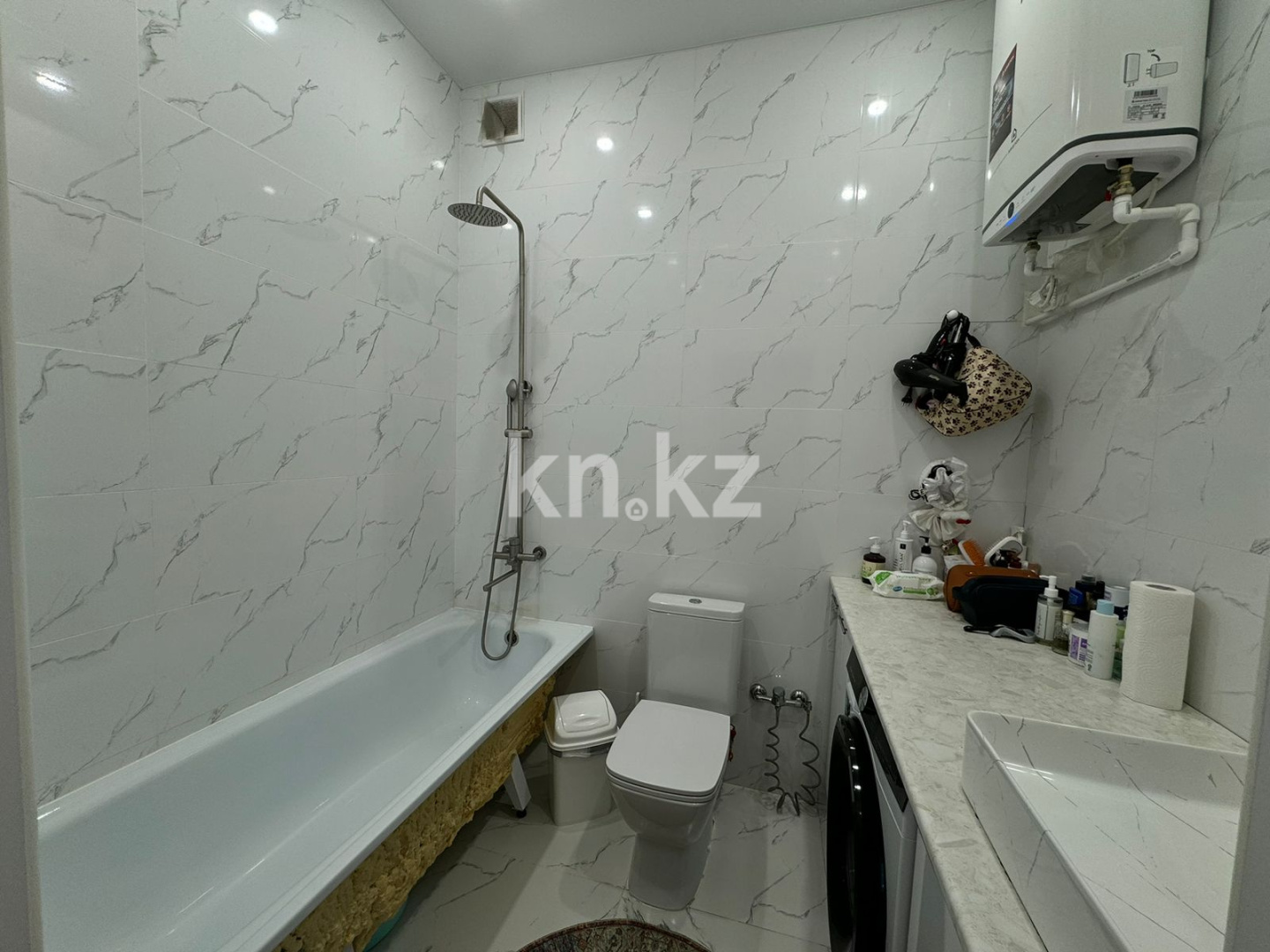 Продажа 2-комнатной квартиры, 40 м², мкр. Голубые Пруды, дом  456/2 в Караганде - фото 10