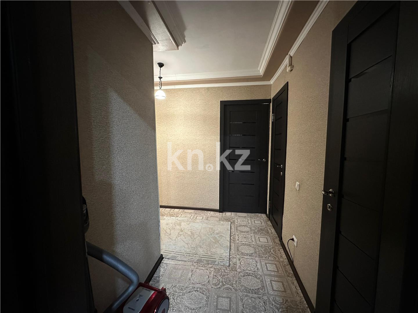 Продажа 3-комнатной квартиры, 63 м², ул. Муканова, дом  18 в Караганде - фото 15