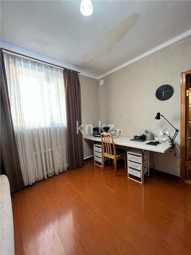 Продажа 5-комнатного дома, 210 м², ул. Мынбаева, дом  106 в Караганде - фото 10