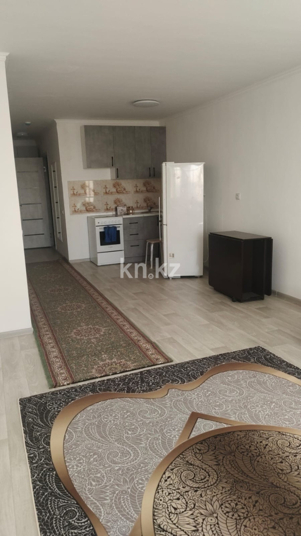 Аренда 1-комнатной квартиры, 38 м², ул. Тулебаева, дом  5б в Астане