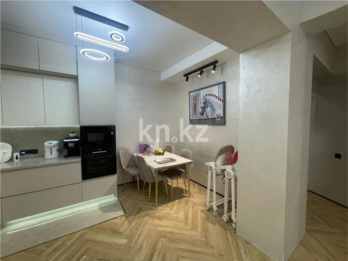 Продажа 3-комнатной квартиры, 100 м², ул. Радостовца, дом  255 в Алматы - фото 2