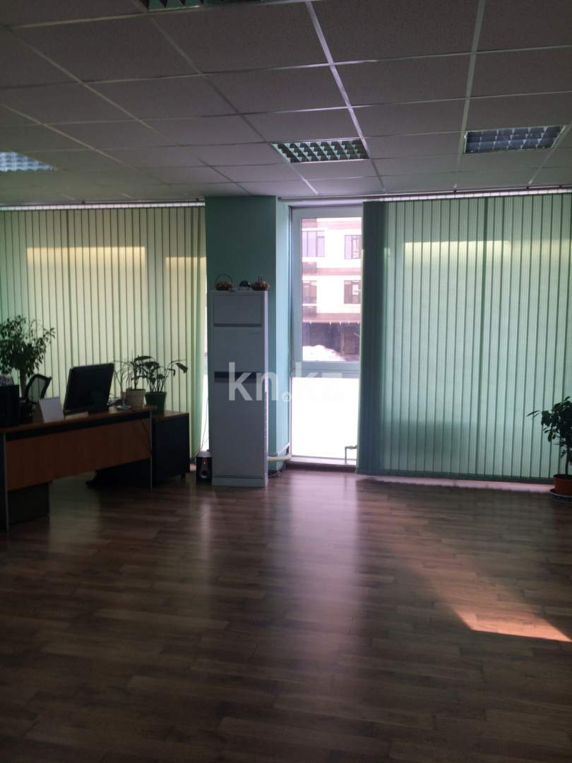 Продажа , 232 м², ул. Сатпаева, дом  30а/3 в Алматы - фото 2