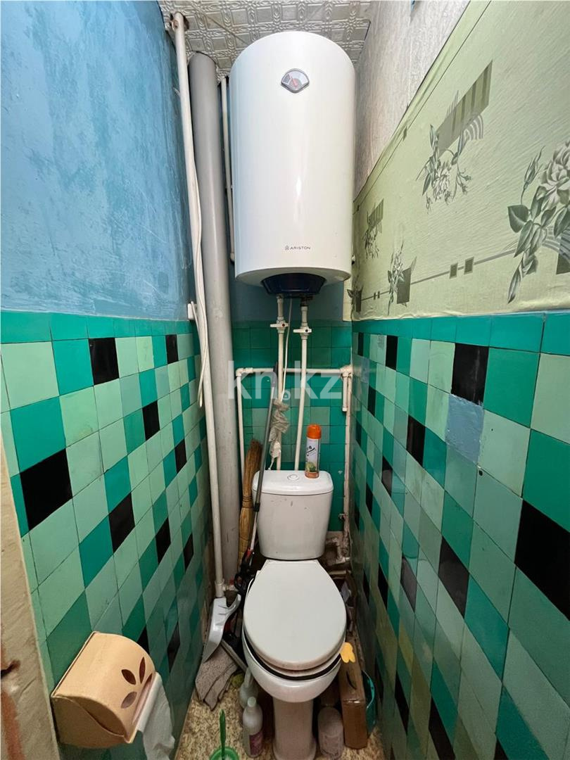 Продажа 2-комнатной квартиры, 47 м², мкр-н 15 в Караганде - фото 8