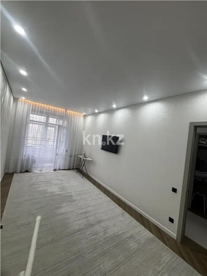 Продажа 3-комнатной квартиры, 88 м² в Караганде