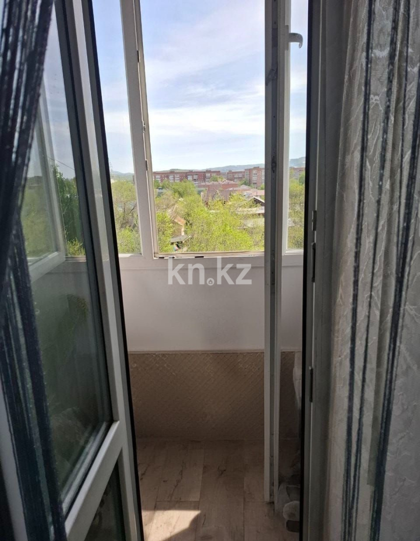 Продажа 3-комнатной квартиры, 52.4 м² в Усть-Каменогорске - фото 5