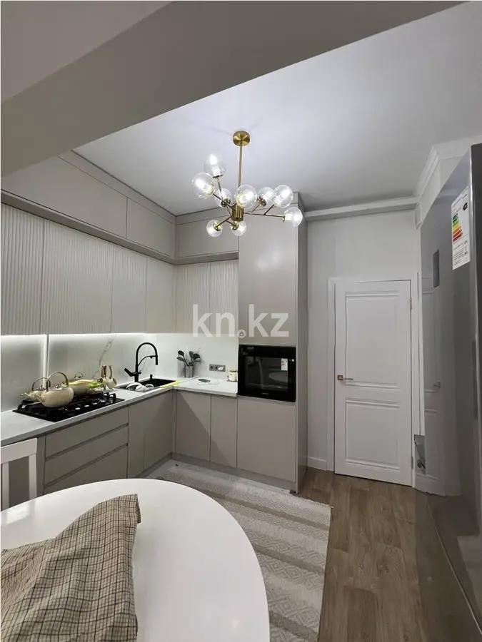 Продажа 2-комнатной квартиры, 52.3 м² в Алматы - фото 4