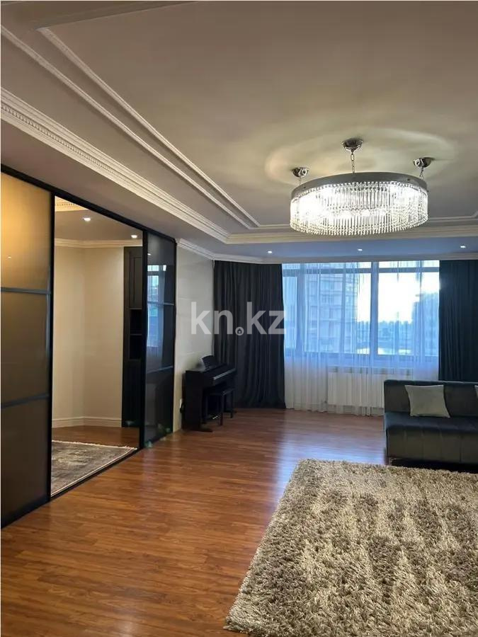 Продажа 4-комнатной квартиры, 173 м², пр. Кошкарбаева, дом  2 в Астане