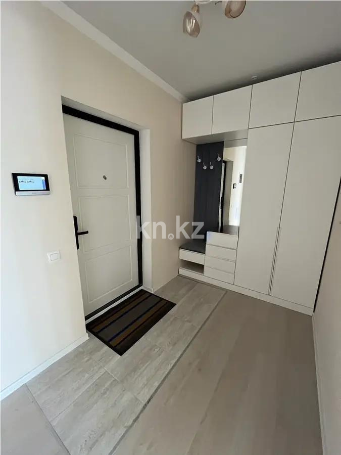 Продажа 2-комнатной квартиры, 70 м², ул. Тургута Озала, дом  194 в Алматы - фото 7