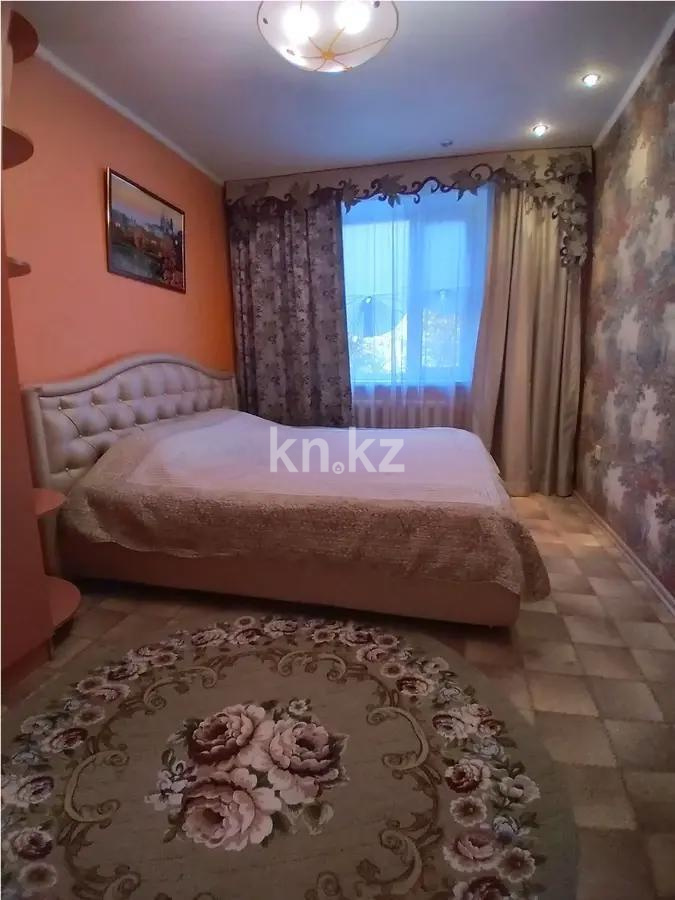 Продажа 4-комнатной квартиры, 80 м², мкр-н Гульдер-1, дом  20 в Караганде - фото 2
