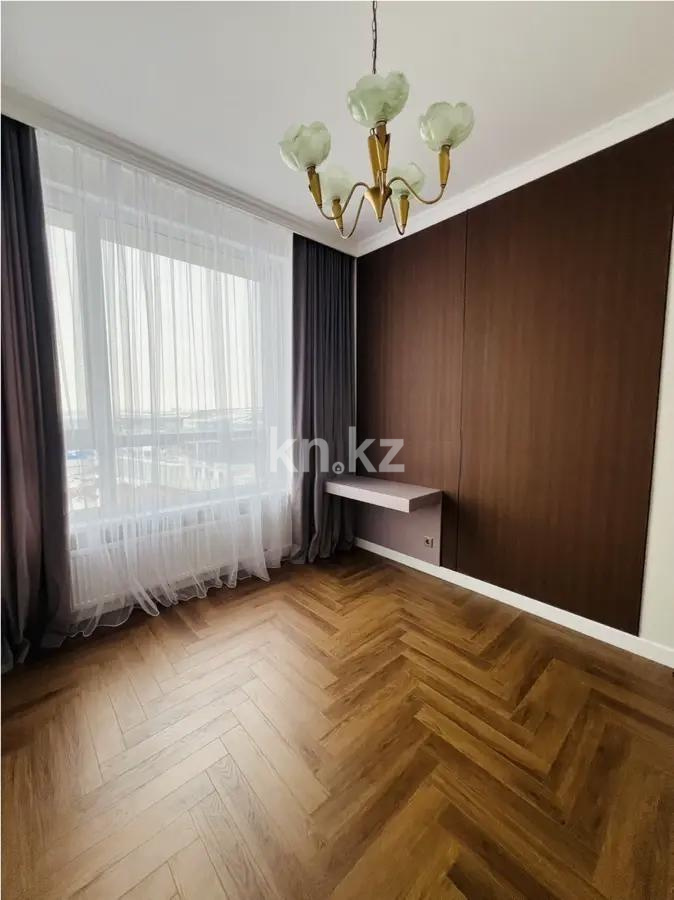 Продажа 5-комнатной квартиры, 140 м² в Астане - фото 2