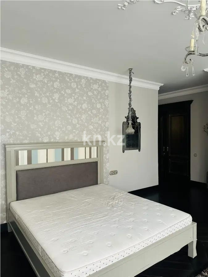 Продажа 4-комнатной квартиры, 225 м² в Алматы
