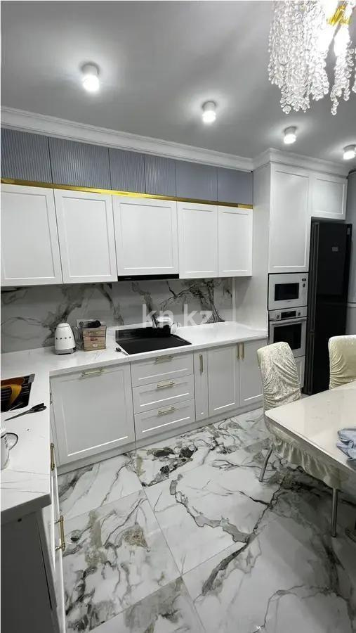 Продажа 3-комнатной квартиры, 70.7 м², мкр-н Дарабоз, дом  77 в Алматы - фото 3