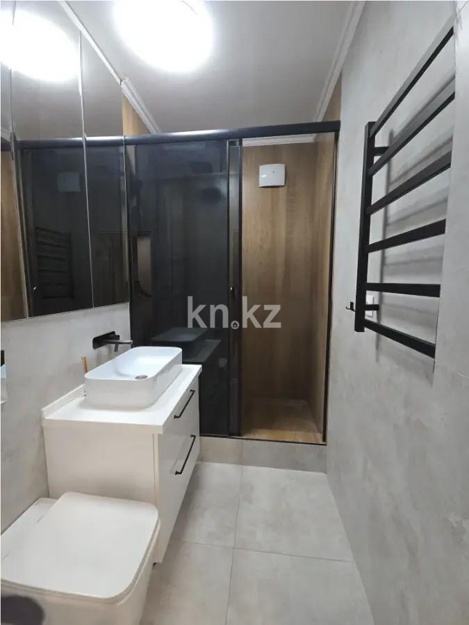 Продажа 3-комнатной квартиры, 85 м², ул. Утеген батыра, дом  17б в Алматы - фото 5