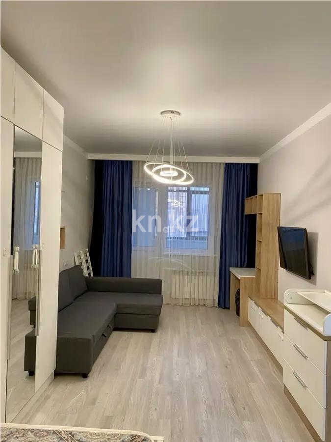 Продажа 1-комнатной квартиры, 45 м², пр. Кабанбай батыра, дом  29 в Астане