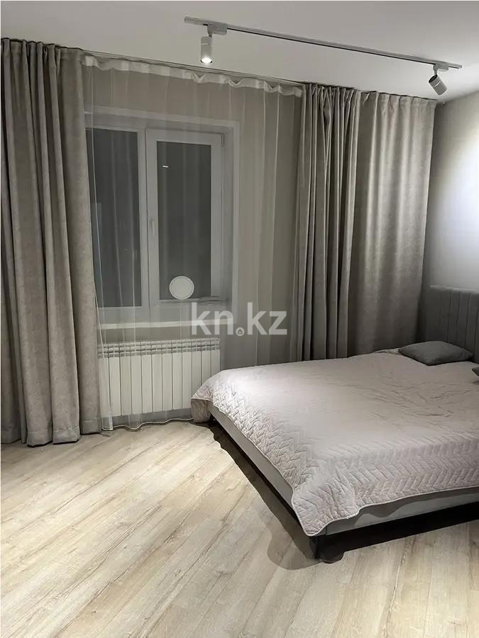 Продажа 3-комнатной квартиры, 150 м², ул. Аскарова, дом  21/9 в Алматы - фото 2