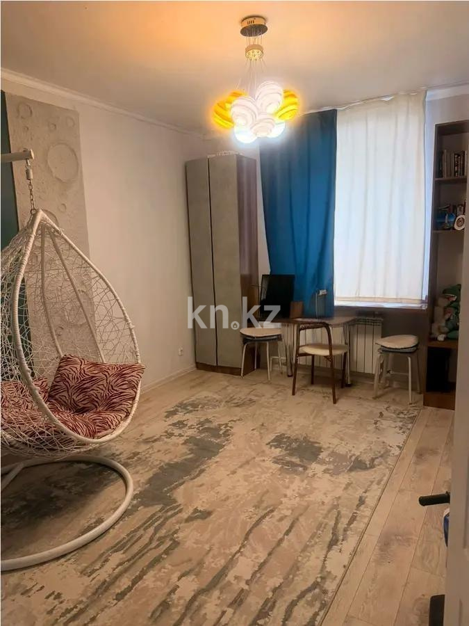 Продажа 3-комнатной квартиры, 85 м² в Караганде