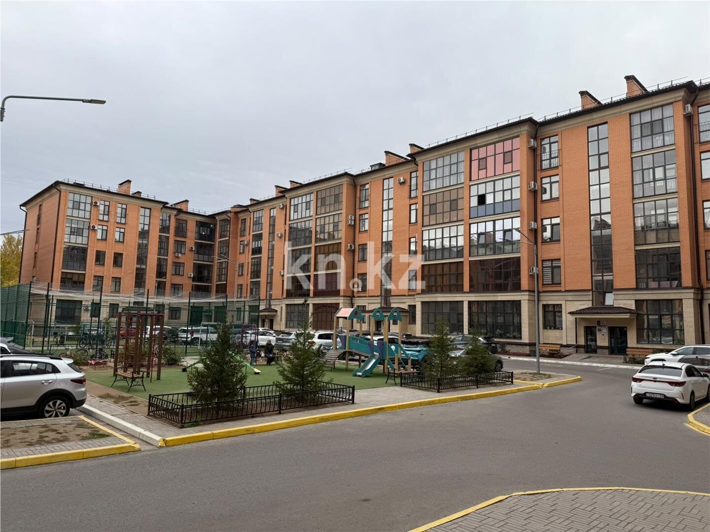 Продажа 3-комнатной квартиры, 86 м² в Караганде