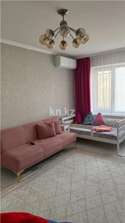 Продажа 3-комнатной квартиры, 62 м², мкр-н 1, дом  78 в Алматы - фото 2