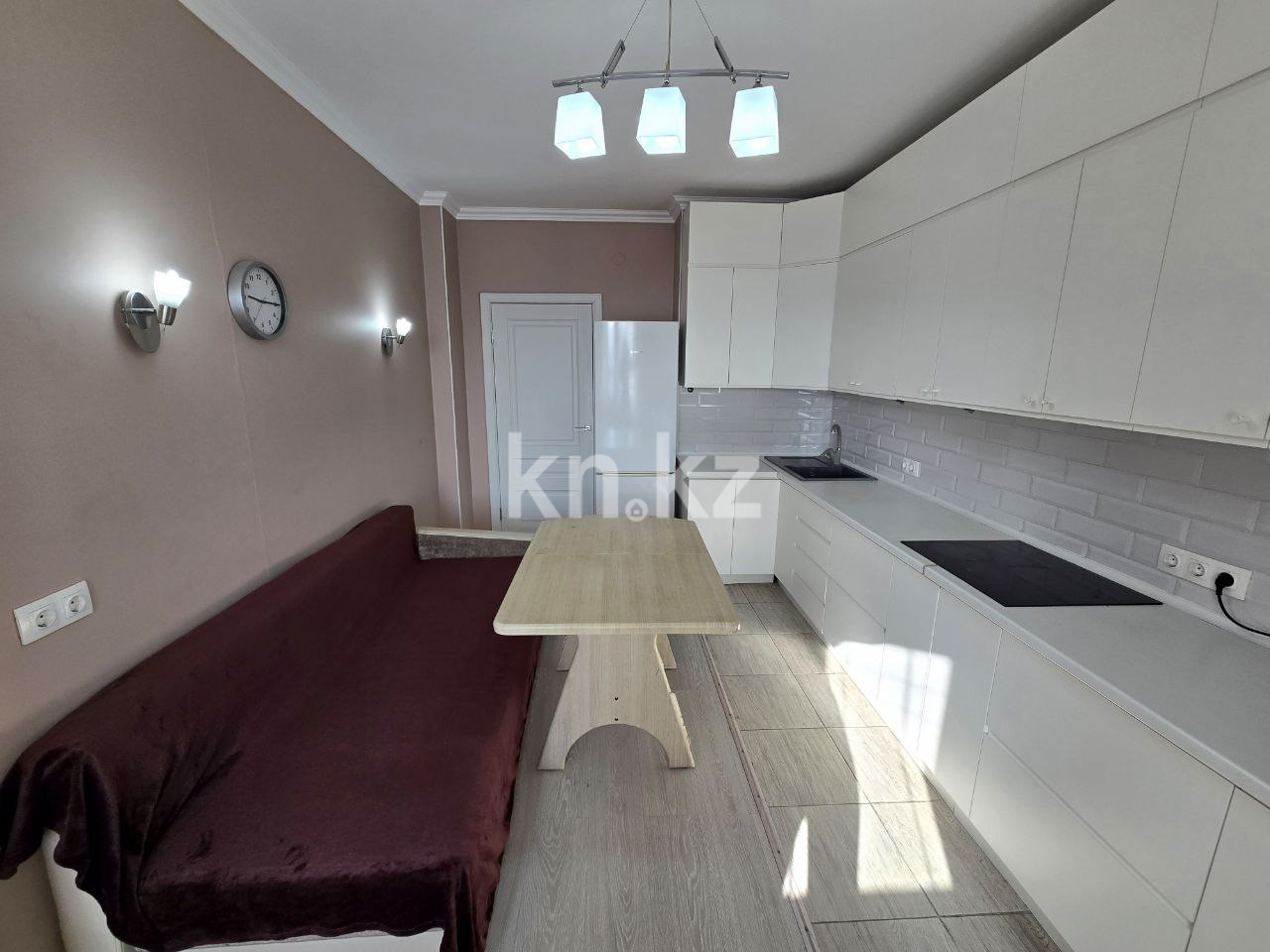 Продажа 1-комнатной квартиры, 47 м² в Алматы - фото 3