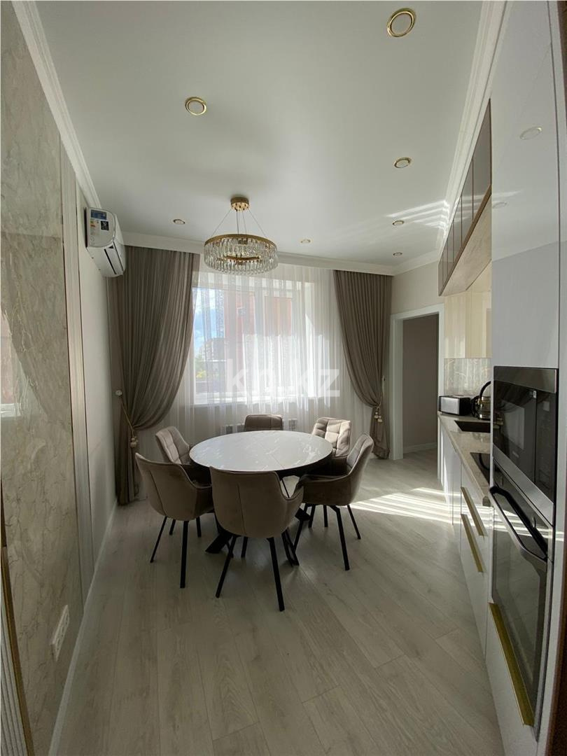 Продажа 3-комнатной квартиры, 107 м², ул. Муканова в Караганде - фото 9