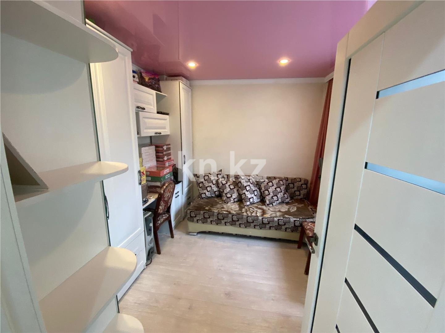 Продажа 3-комнатной квартиры, 48 м², ул. Муканова в Караганде - фото 5