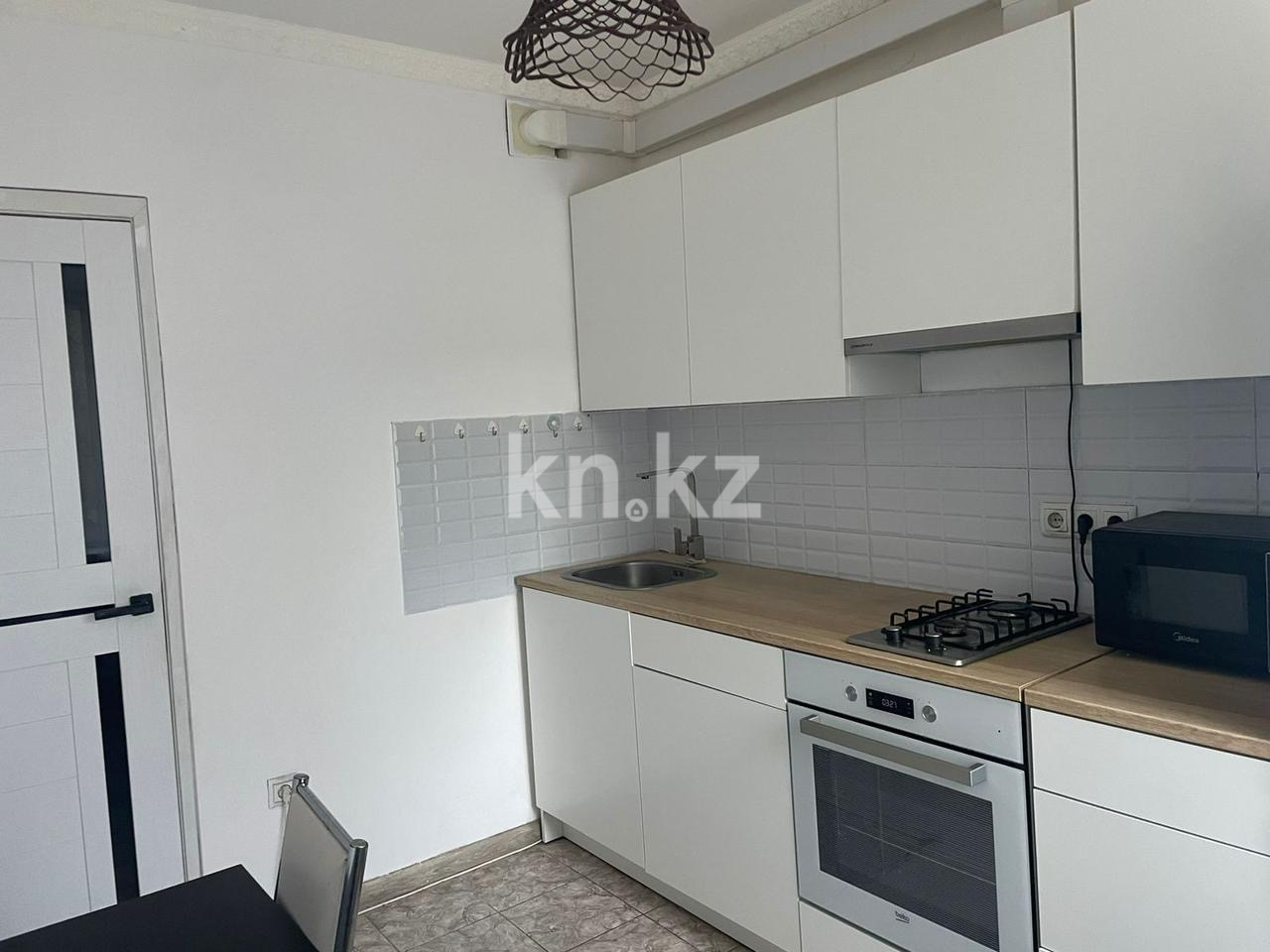 Аренда 1-комнатной квартиры, 35 м² в Астане