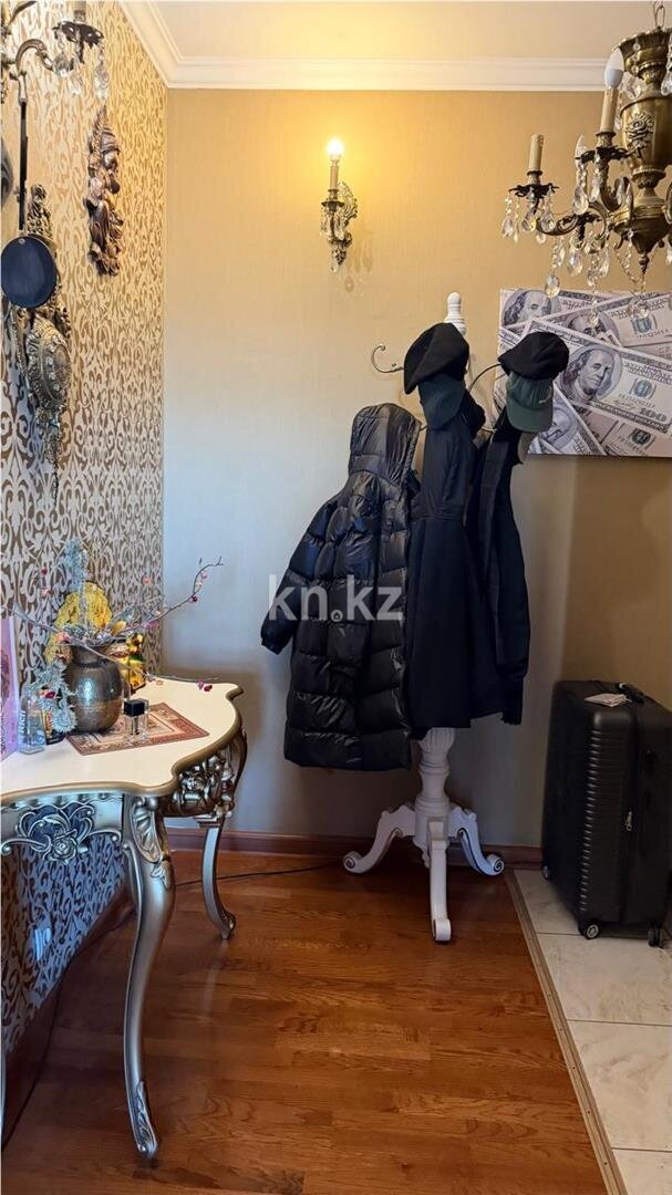 Продажа 4-комнатной квартиры, 197 м² в Караганде - фото 21