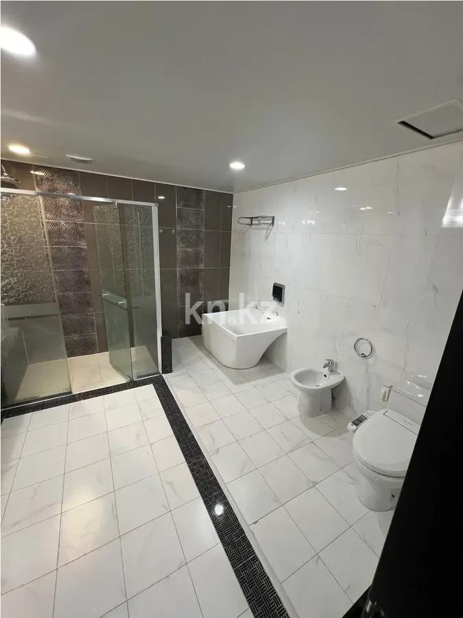 Продажа 4-комнатной квартиры, 156 м², ул. Аскарова, дом  10 в Алматы - фото 5