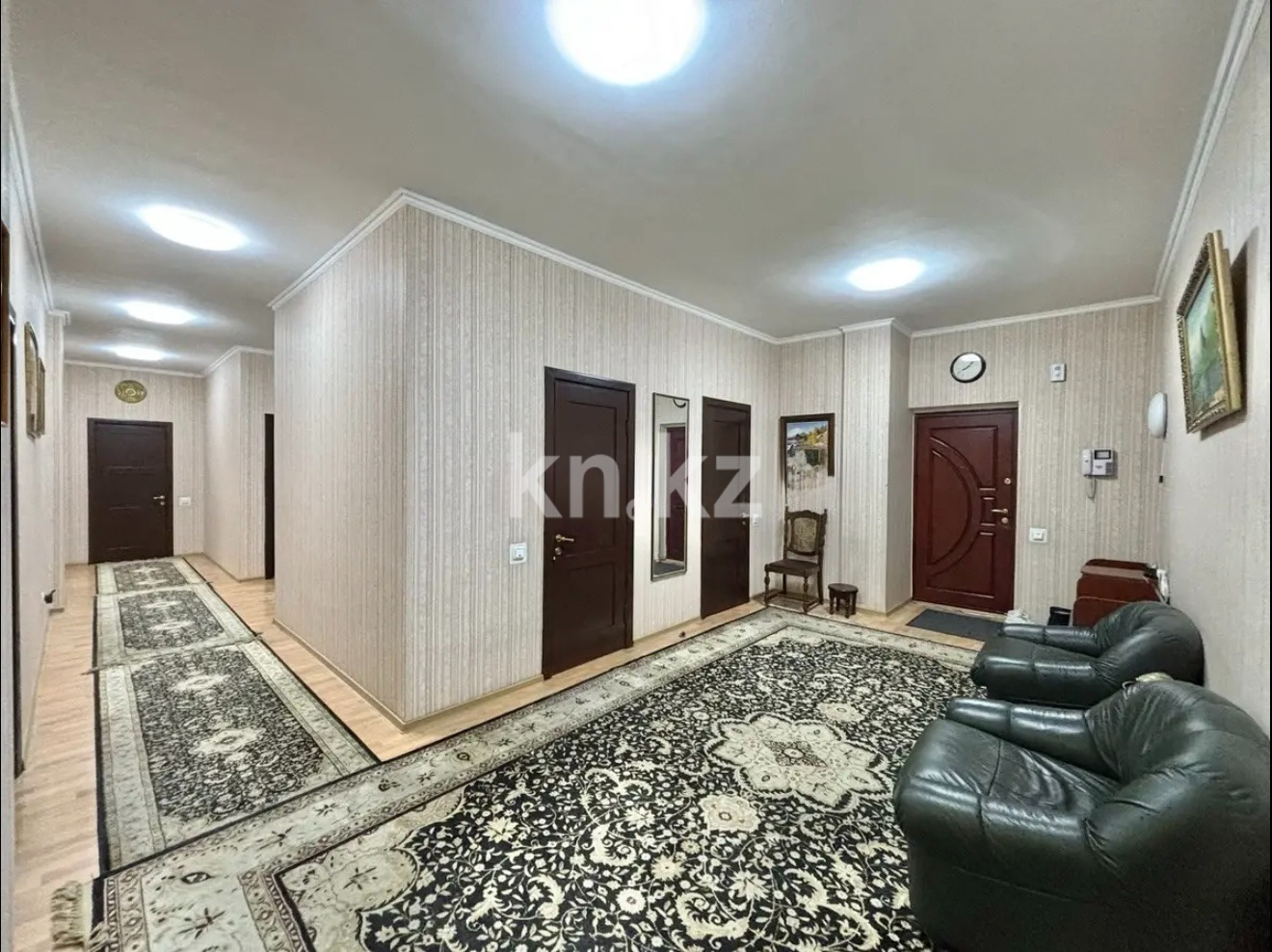 Продажа 5-комнатной квартиры, 285.6 м² в Алматы - фото 19