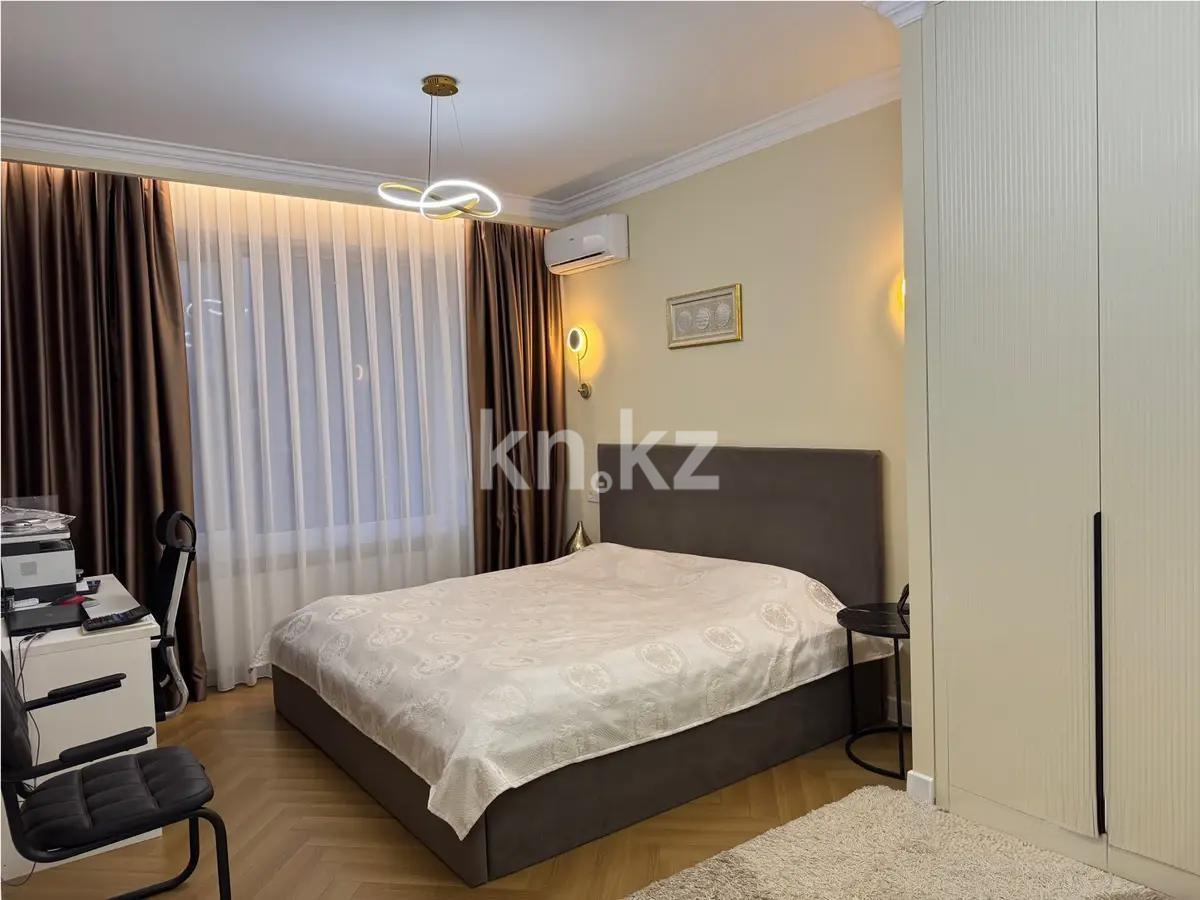 Продажа 4-комнатной квартиры, 123 м², ул. Сатпаева, дом  90/56 в Алматы - фото 2