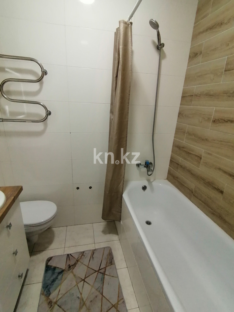 Аренда 1-комнатной квартиры посуточно, 50 м², ул. Шаймерденова, дом  8 - ул. Байтурсынова в Астане - фото 9