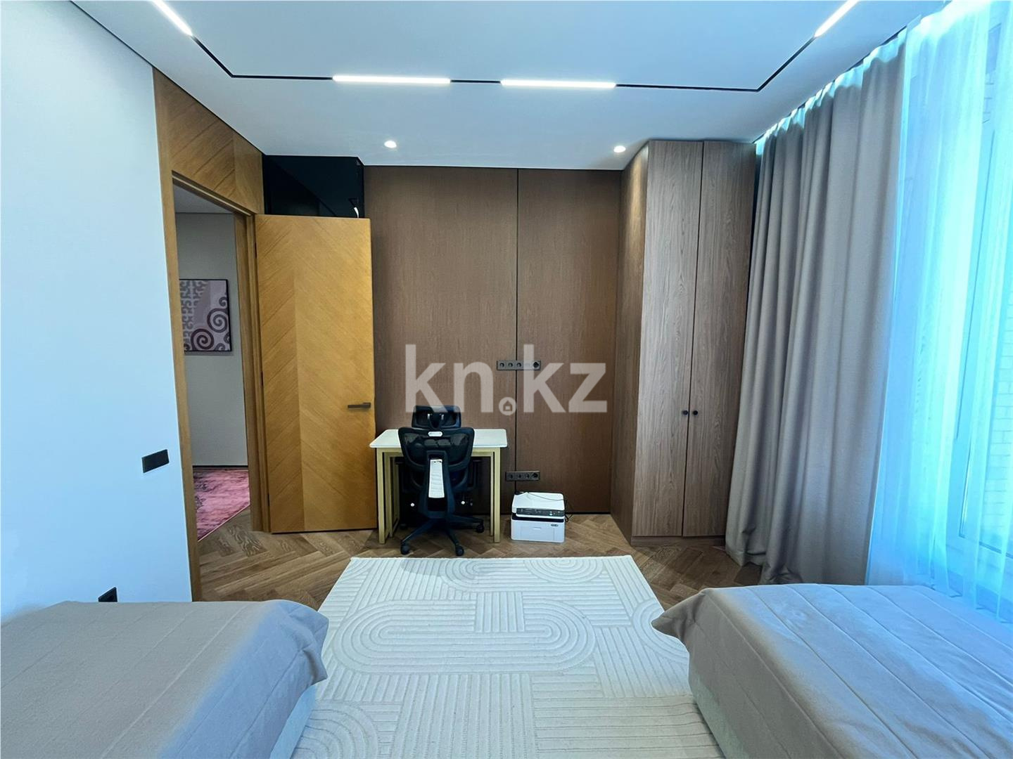 Продажа 4-комнатной квартиры, 130 м² в Астане - фото 24